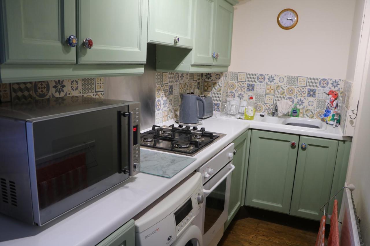 Flat 1 - The Old Mill - Bowbridge Lock - Stroud Appartement Stroud  Buitenkant foto