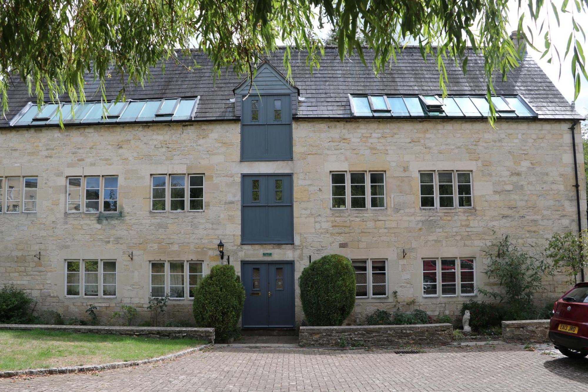 Flat 1 - The Old Mill - Bowbridge Lock - Stroud Appartement Stroud  Buitenkant foto